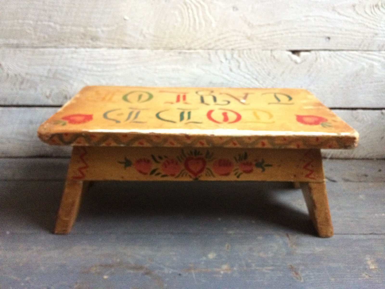 Handmade Step stool - 50s 1950s - hand painted  - yellow - rustic - farmhouse -