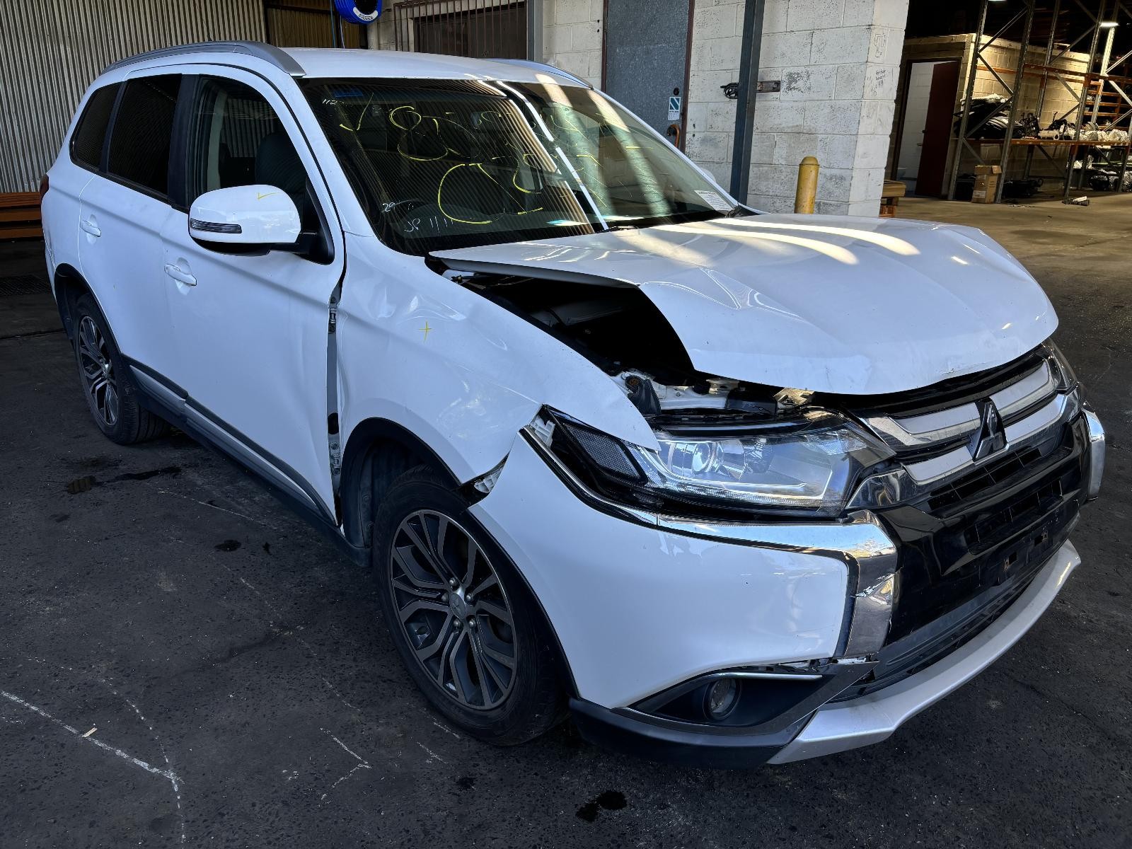 2016 Mitsubishi Outlander LEFT DOOR MIRROR ZK-ZL W/ FLASHER MANUAL FOLD NON CAMERA image 5