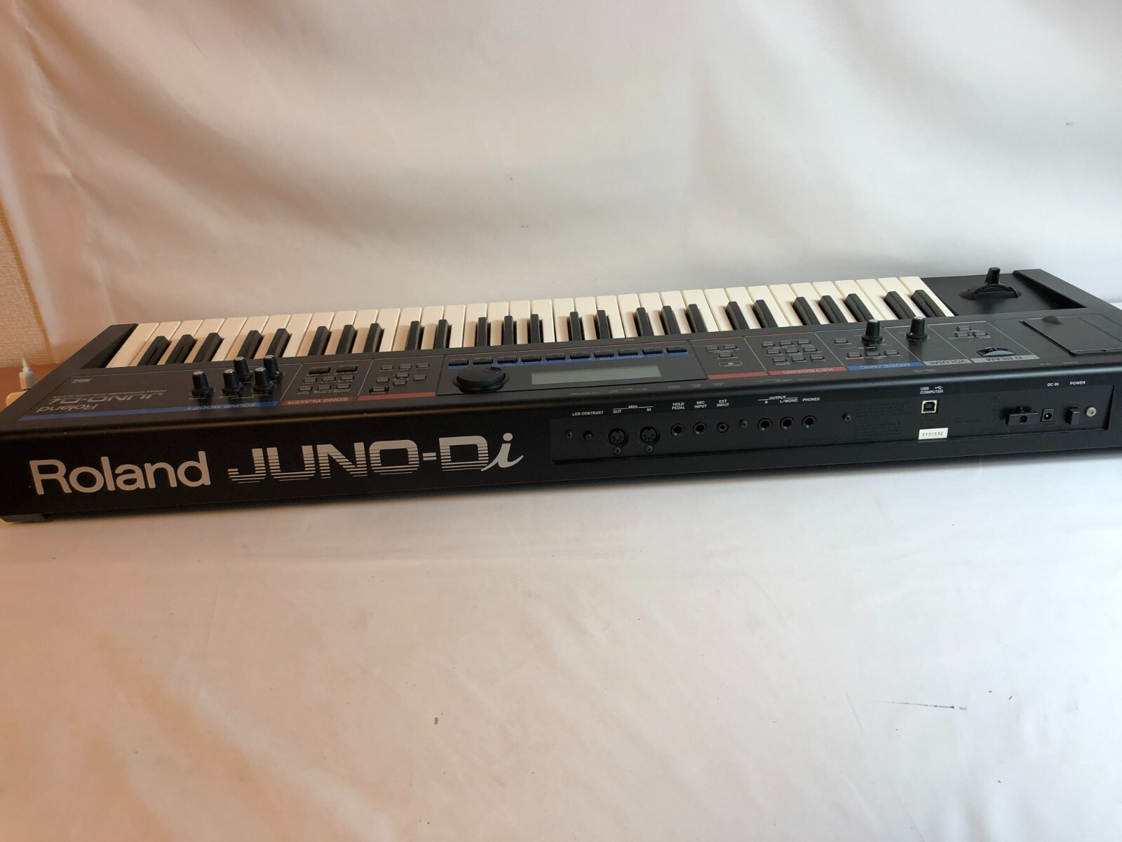 Roland Juno Di 61-Key Mobile Digital Keyboard Synthesizer