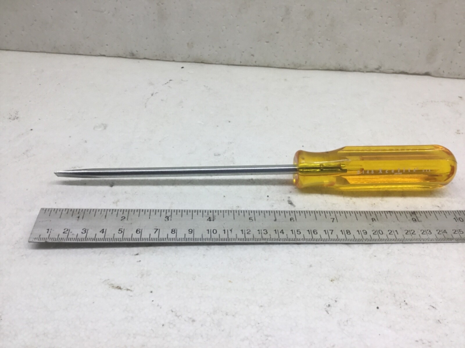 Xcelite 1/4” straight blade 6” screwdriver yellow R146 round