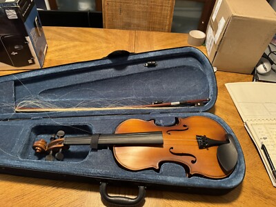 Mendini 4/4MV300 Solid Wood Satin Antique Violin