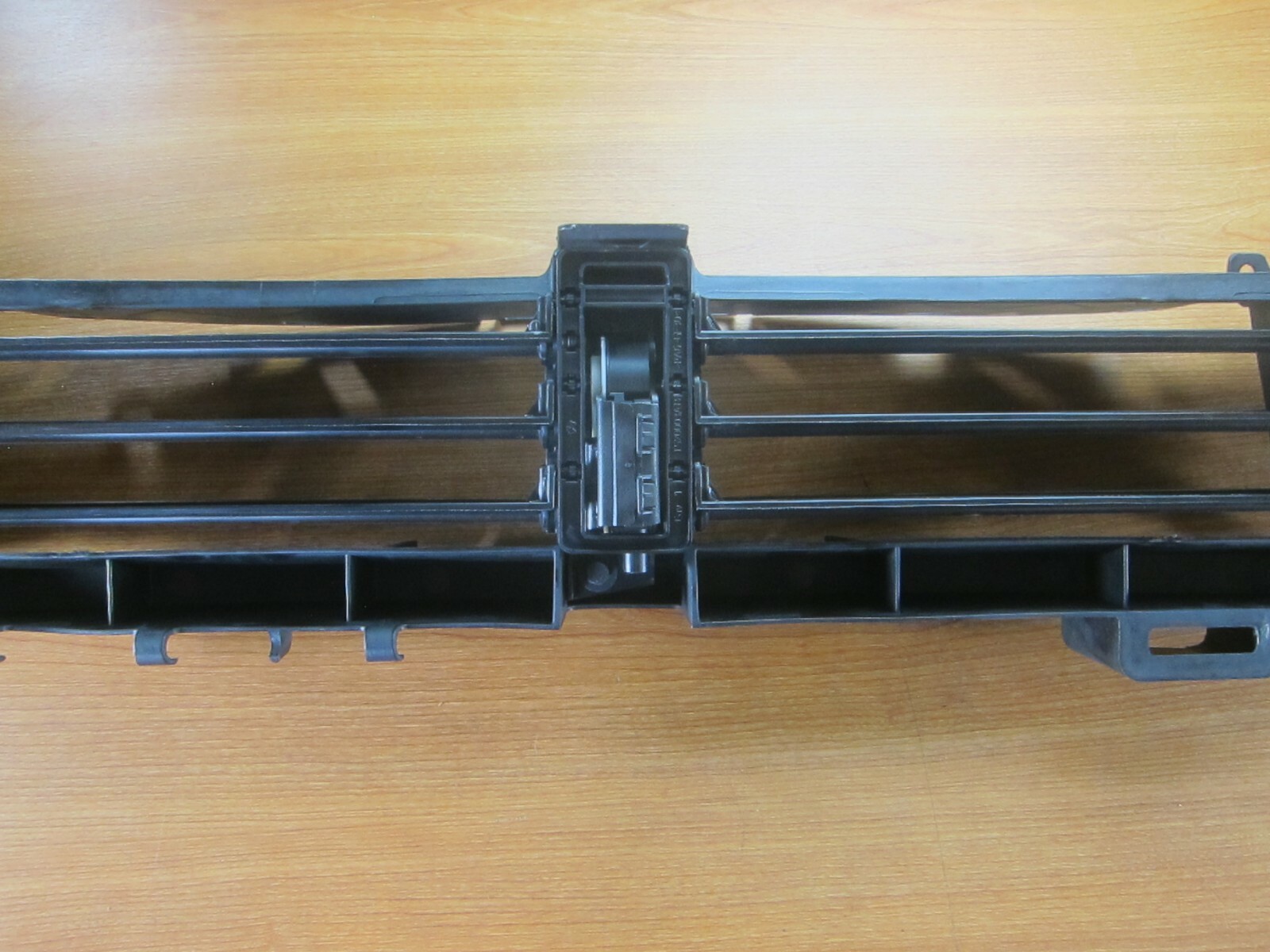 20142018 Jeep Cherokee Active Grille Shutter New Mopar OEM eBay