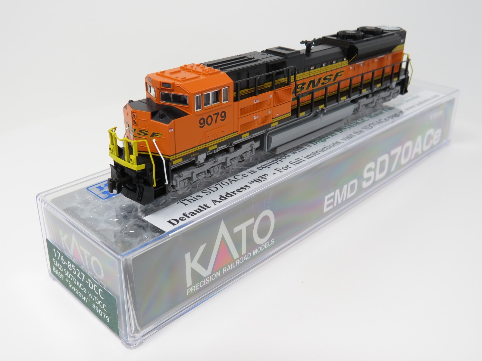 Kato N 176-8527-DCC BNSF Santa Fe EMD SD70ACe Diesel Kato N 176-8527-DCC BNSF Santa Fe EMD SD70ACe Diesel