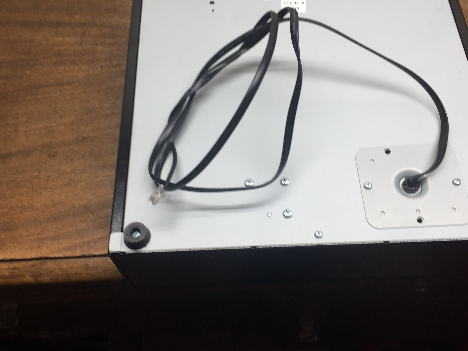 NCR Cash Drawer Model 2167-3000-9090 with POS connection cables~ 2 Keys included