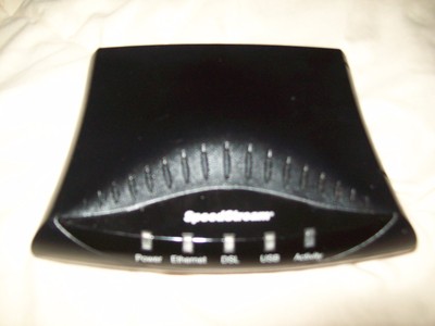 Efficient Networks SpeedStream 5200 1-Port 10/100 Wired Router (13A-5200-006)