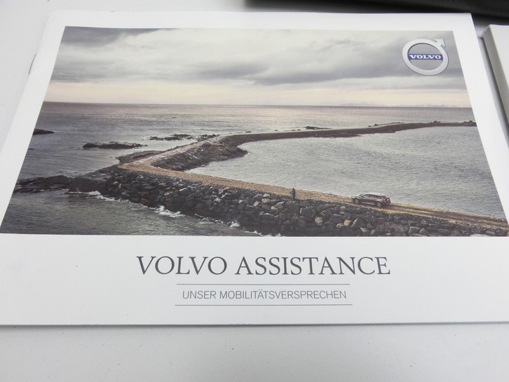 Volvo XC60 156 13-17 Serviceheft Betriebsanleitung Anleitung Bordmappe Volvo XC60 156 13-17 23.11.2016 gebraucht Vorschau 3