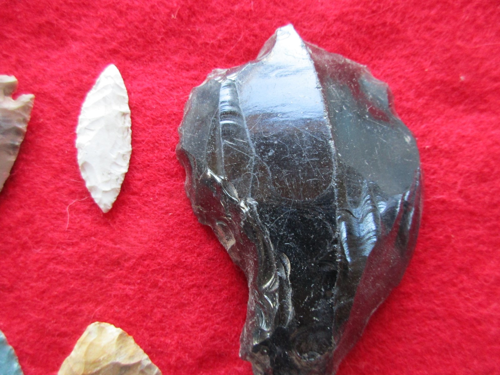 NICE GROUP OF 10 ARROWHEADS, VARIETY OF TYPES & SIZES,   #WHA-0113