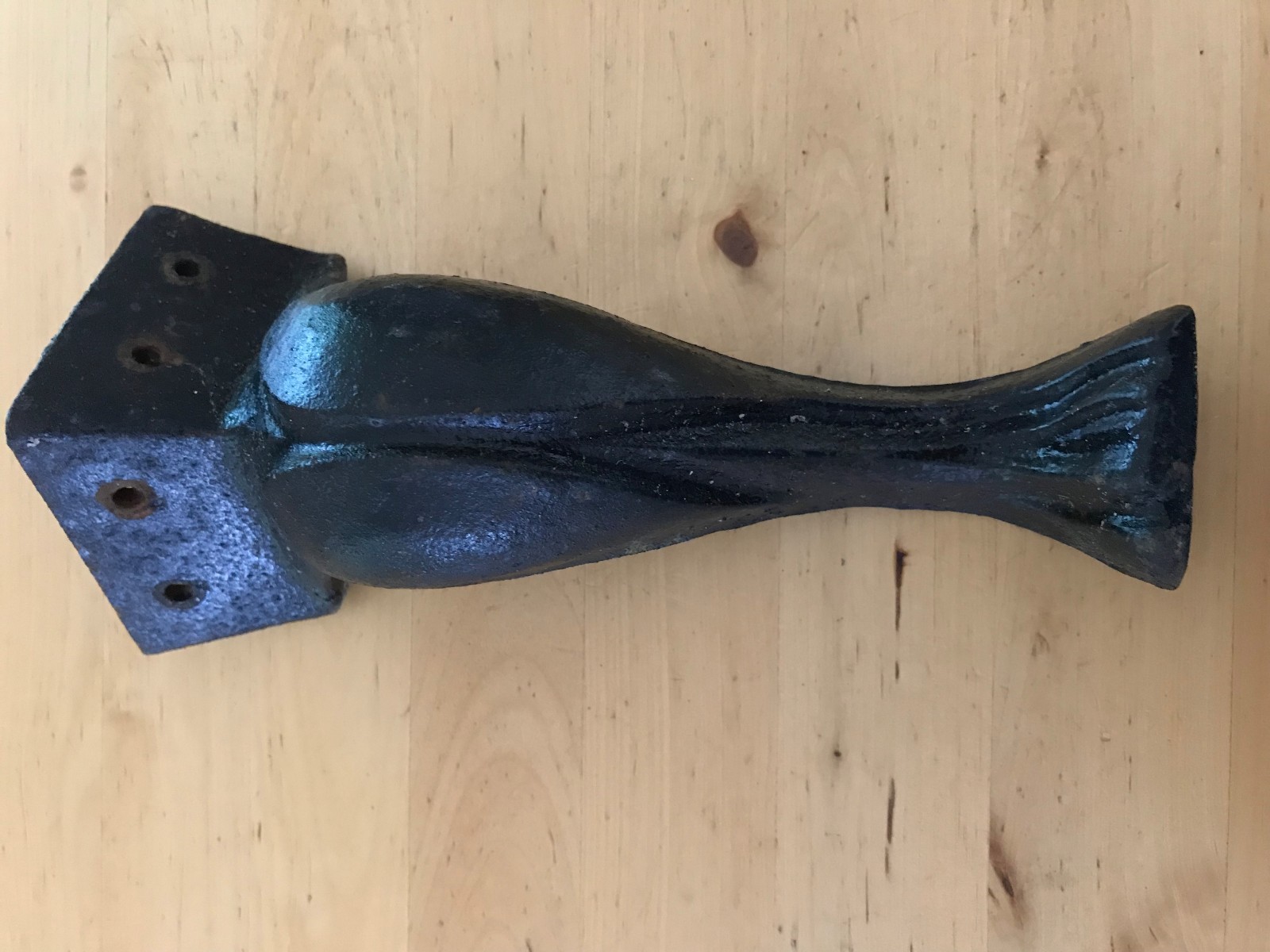 Cast iron stove legs