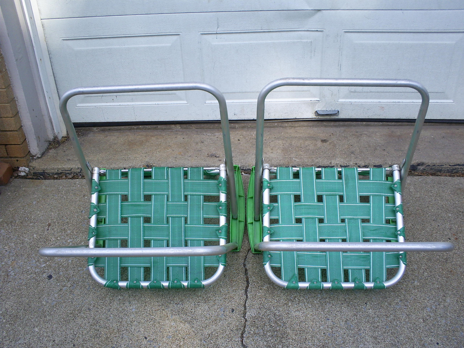 VINTAGE ALUMINUM WEBBED  LAWN PATIO CHAIRS PICK UP ONLY!!!