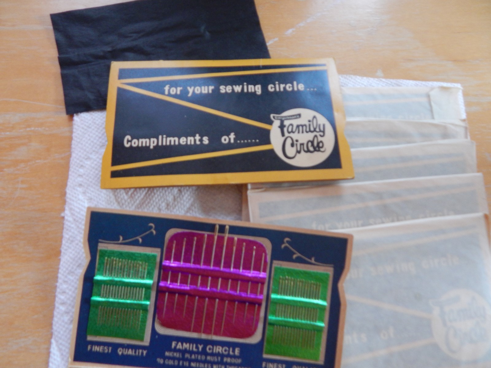 Vintage Family Circle Sewing Needles