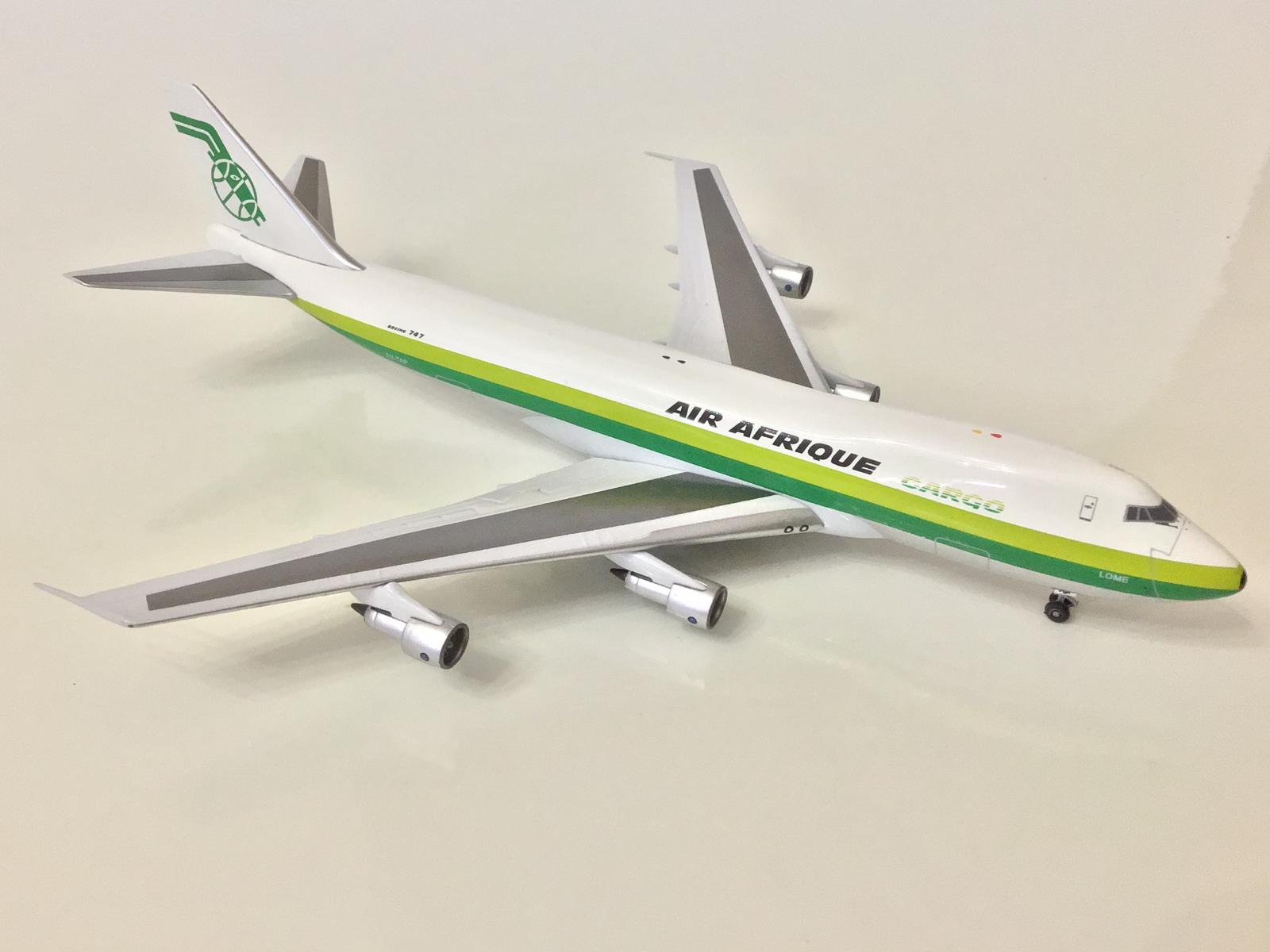 1/400 JA CARGO 747−200F ScaleModelStore.com :: JC Wings 1:200 - XX20083 - JAL Cargo