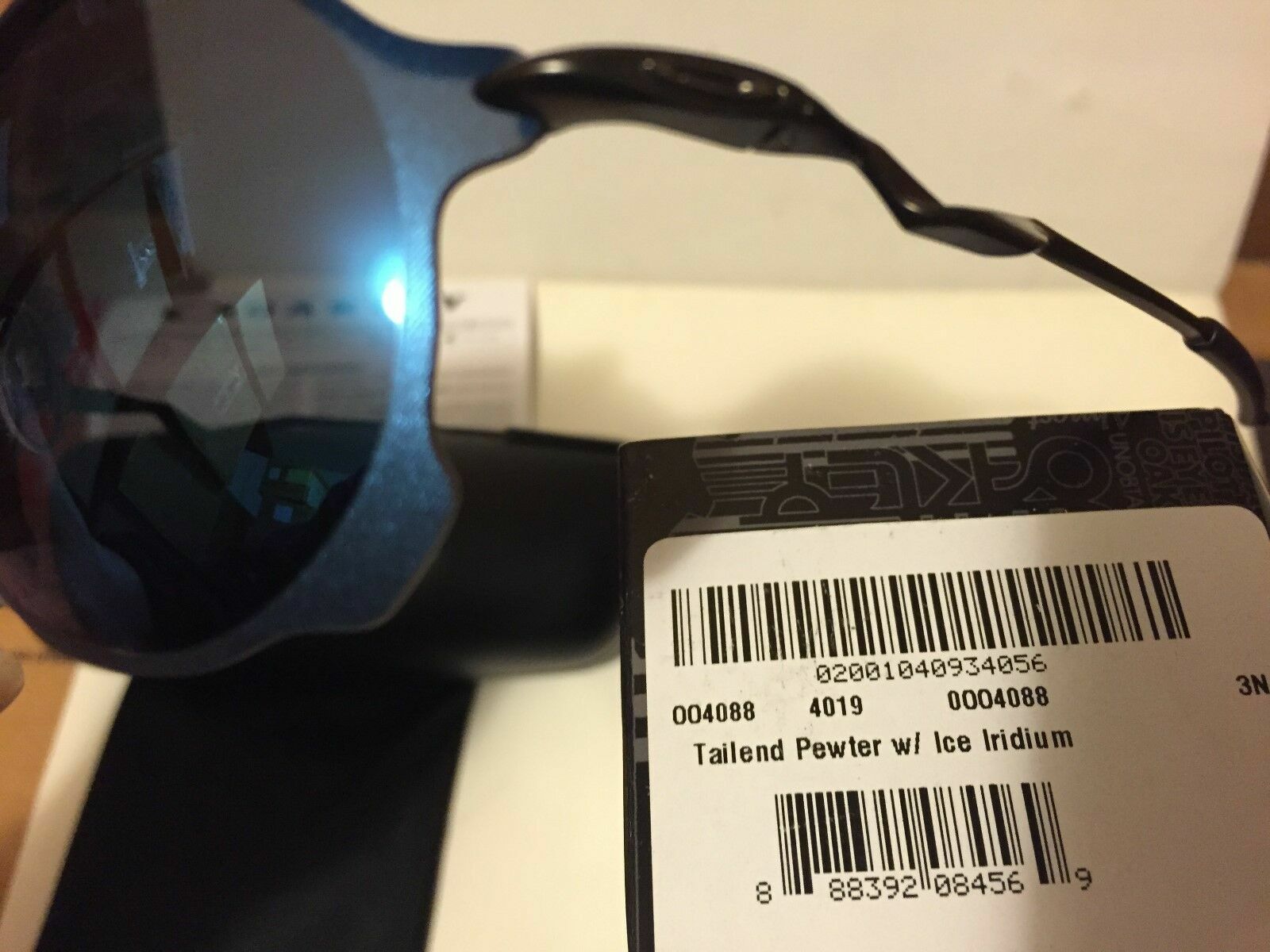 Pre-owned Oakley - Tailend - Sunglasses, Pewter W/ Ice Iridium, Oo4088-02