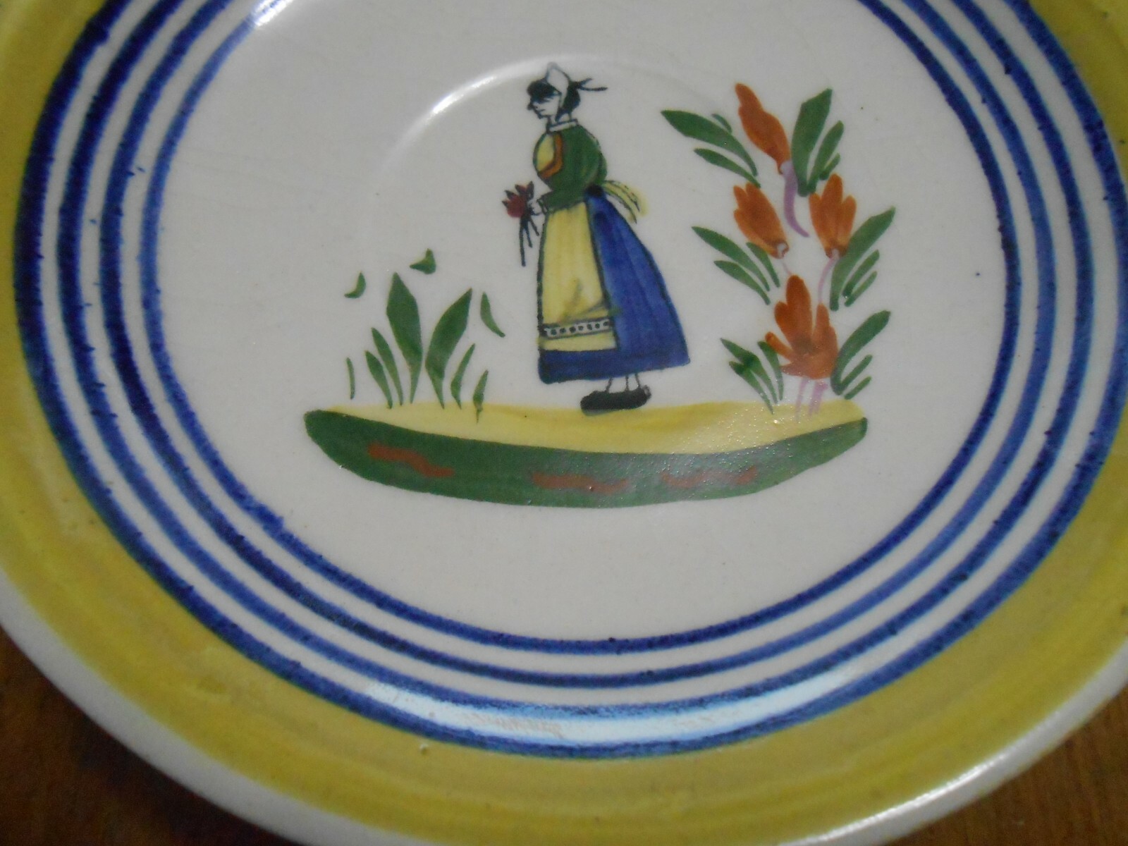 Quimper? saucers (5) 6