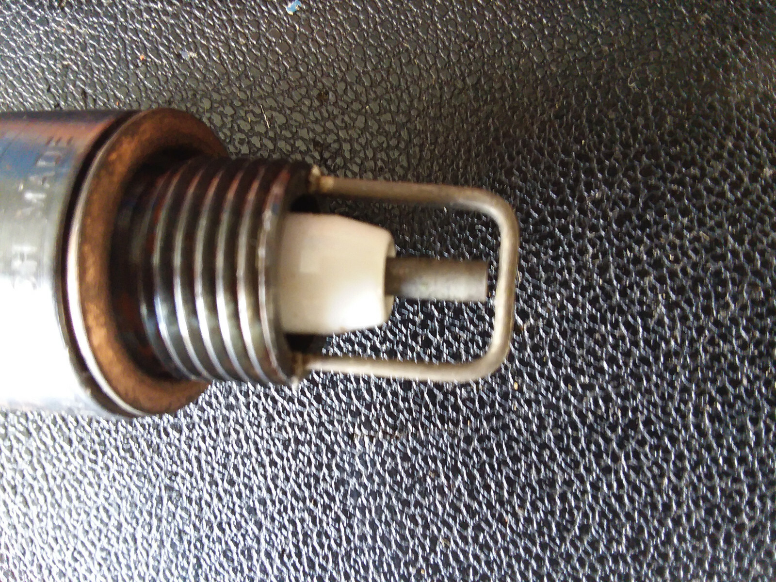 2- VINTAGE AC CORALOX INSULATOR SPARK PLUGS 18A