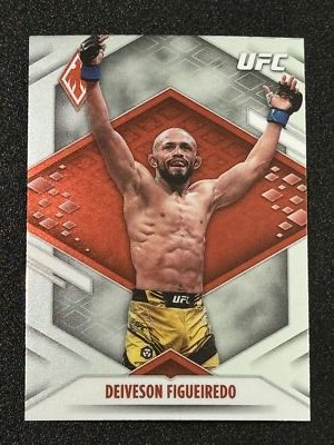 2022 CHRONICLES UFC PHOENIX PREMIUM BASE CARD #321 DEIVESON
