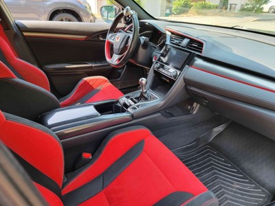 image 4 of interior
