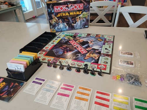 MONOPOLY Star Wars SAGA Edition Parker Brothers 100