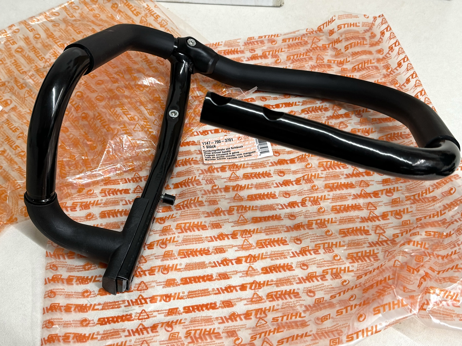 STIHL OEM WRAP AROUND HANDLE 1147 790 3701 MS500i R MS500i-RZ GENUINE HANDLEBAR - Picture 2 of 4