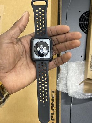 Apple Watch Nike+ Series 8 41mm - GPSモデル - アルミニウム