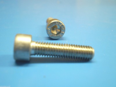 100 Stk Edelstahl A2 Unterlegscheiben M 5 NEU V2A DIN 125