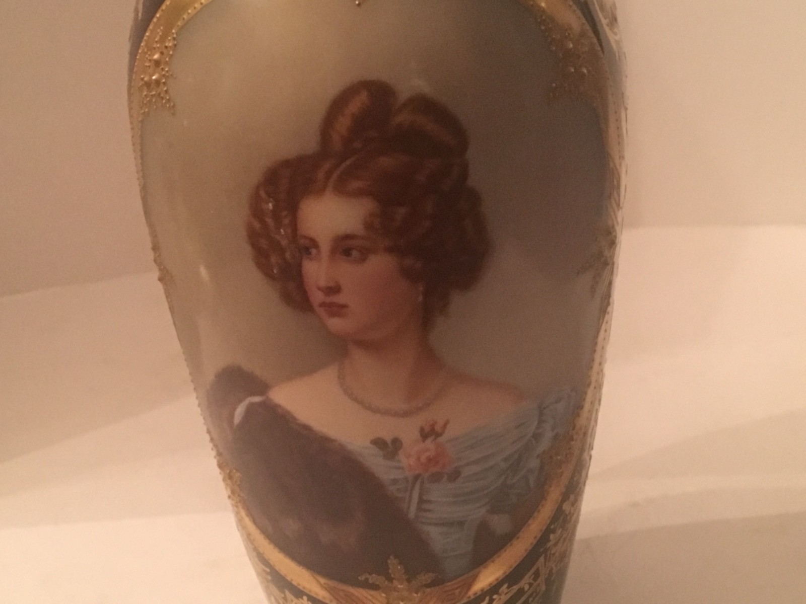 Antique Royal Vienna Handpainted Cobalt/Gold Portrait Vase 1870’s Excellent