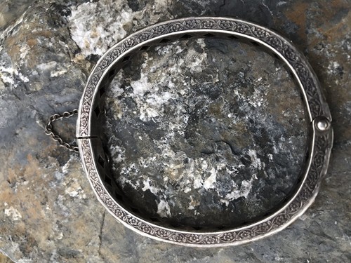 ART DECO BANGLE BRACELET CHANNEL SET CLEAR RHINESTONE STERLING SILVER VINTAGE