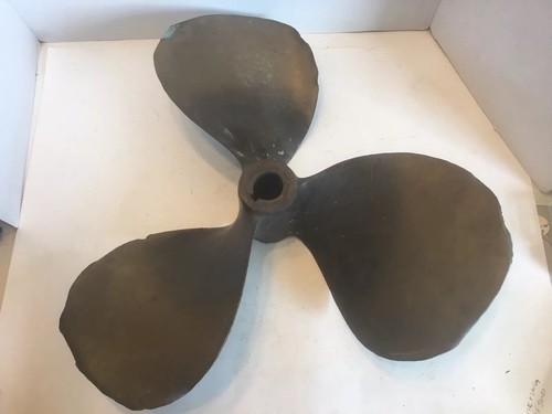 Vintage FEDERA Tru-Pitch Brass Boat Propellor 24