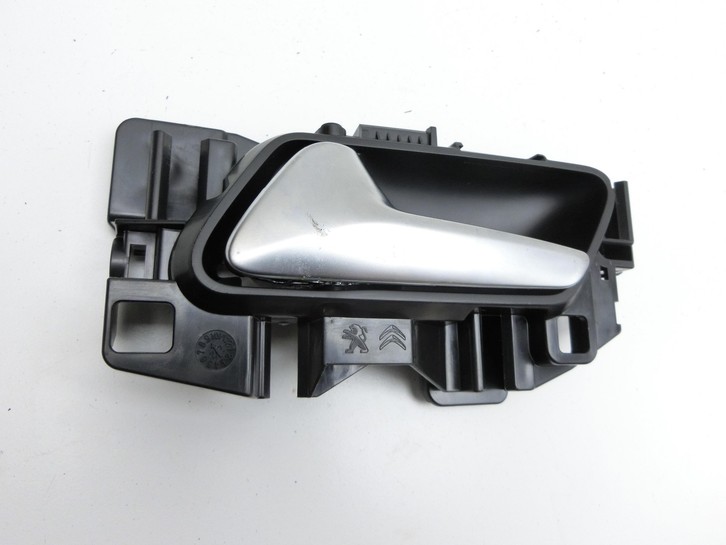Opel Astra L 21-26 5T Türgriff Griffmuschel Griff Innen Links Hinten Opel Astra L 21-26 27.04.2023 98201553DX... Bild 4