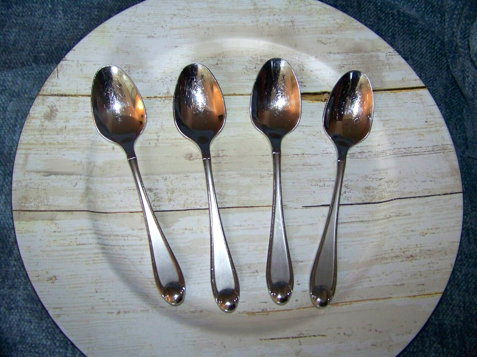 Oneida SATIN GARNET Set Of 4 Stainless Soup Spoons 18/10 Frost Glossy Flatware