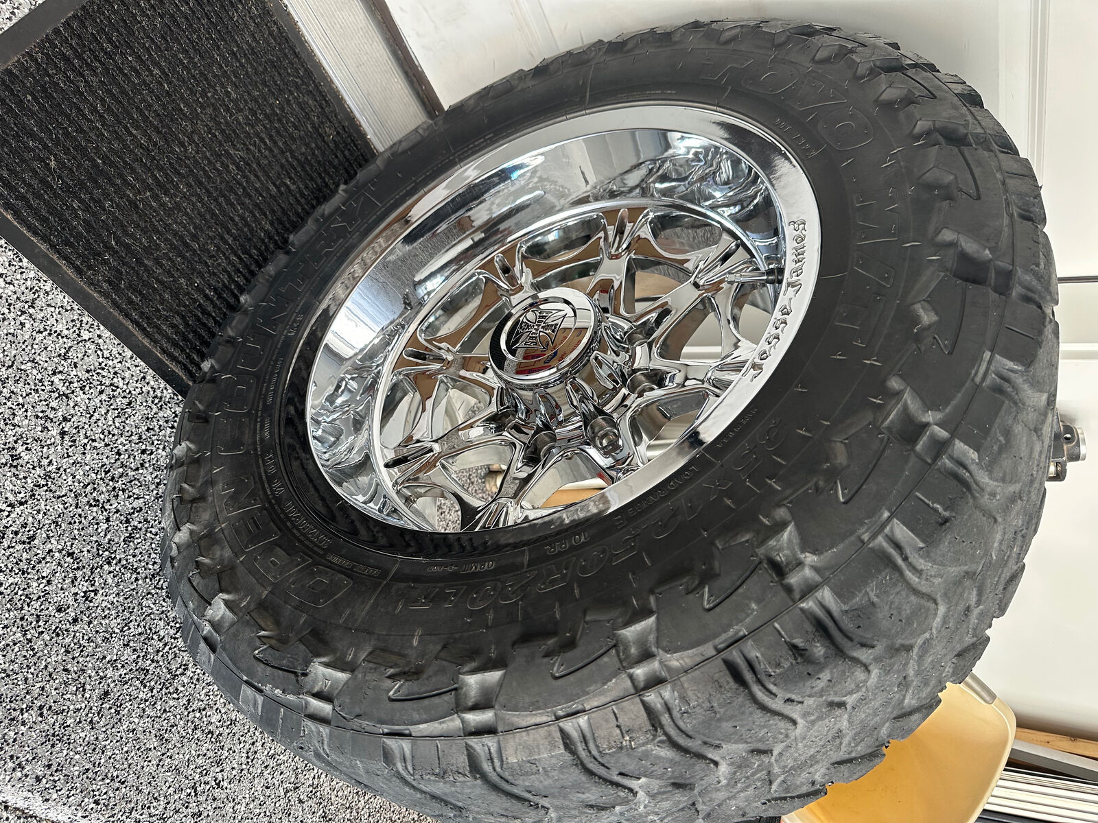 NEW JESSE JAMES 8 LUG LAWLESS 7430-15 S509-17 WHEEL RIM NEW JESSE JAMES 8 LUG LAWLESS 7430-15 S509-17 WHEEL RIM