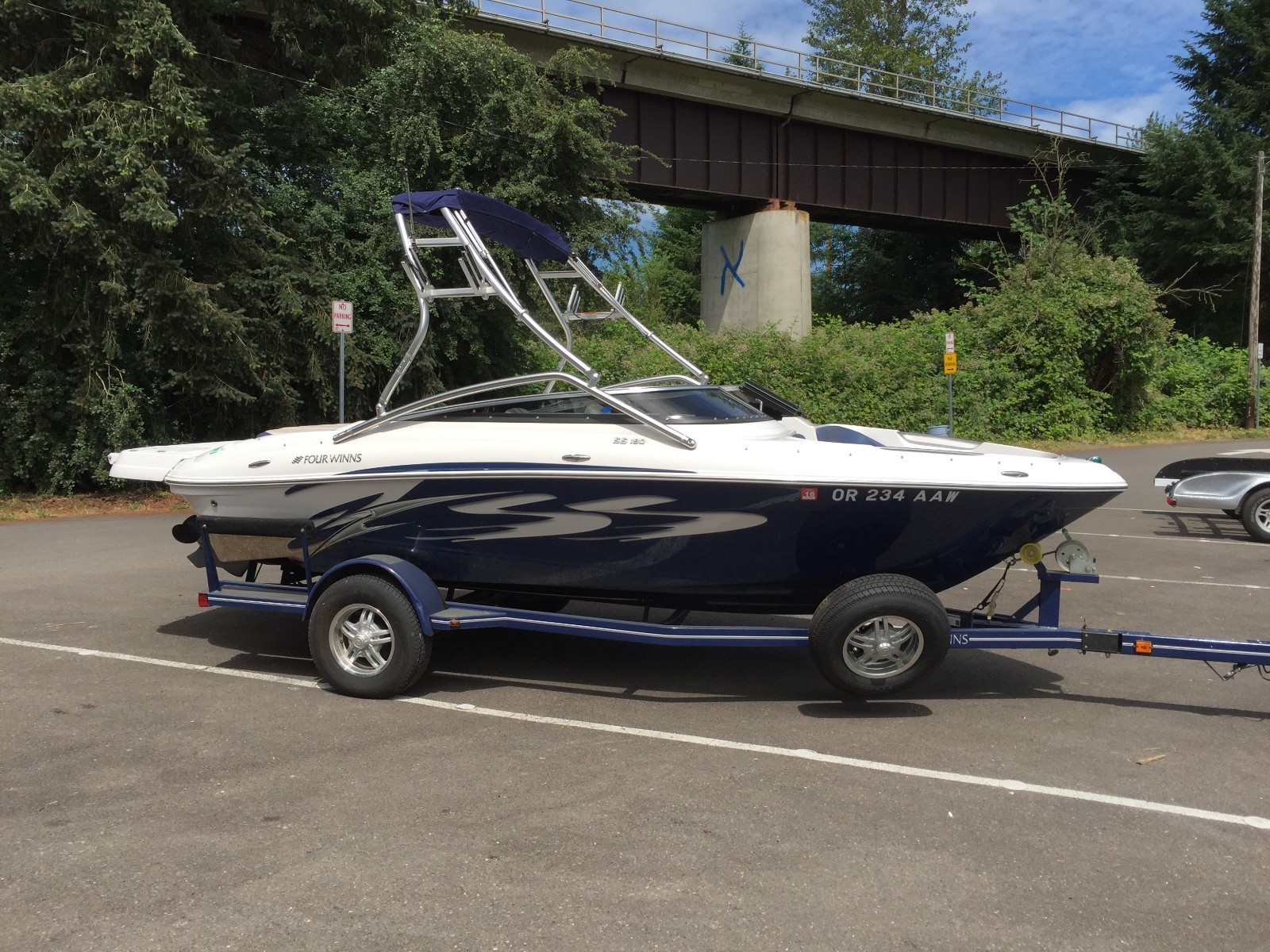 2011 Four Winns Horizon H190SS