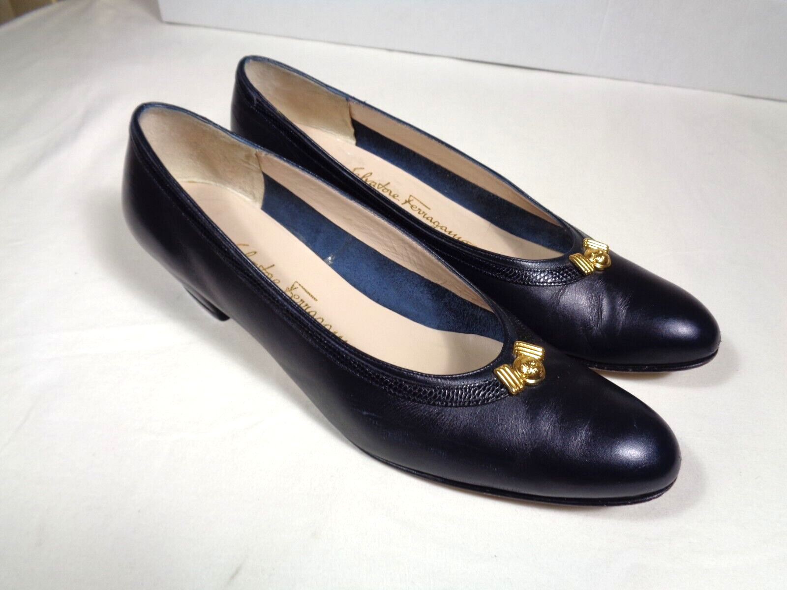 Salvatore Ferragamo Womens Shoes Black sz 8.5AAA Narrow