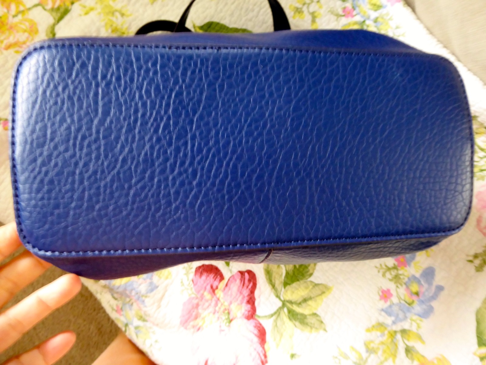 Nicole Miller New York Handbag Purse Tote Navy Large Pebble Vegan w/ small purse