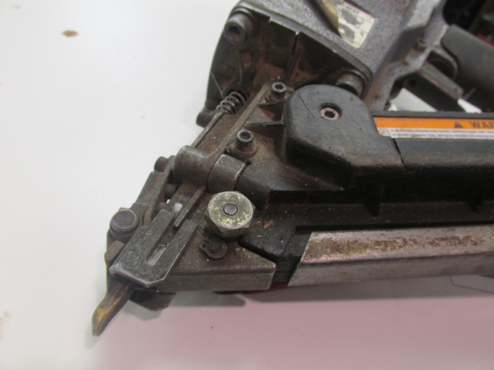 Paslode Positive Placement 5250/65 PP Pneumatic Metal Hardware Nailer # 500570