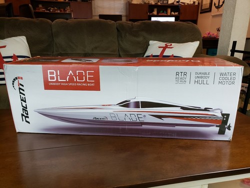 Vector 792 - 1 Vector70 2CH Remote Control Racing Boat - NEW Needs TX & RX