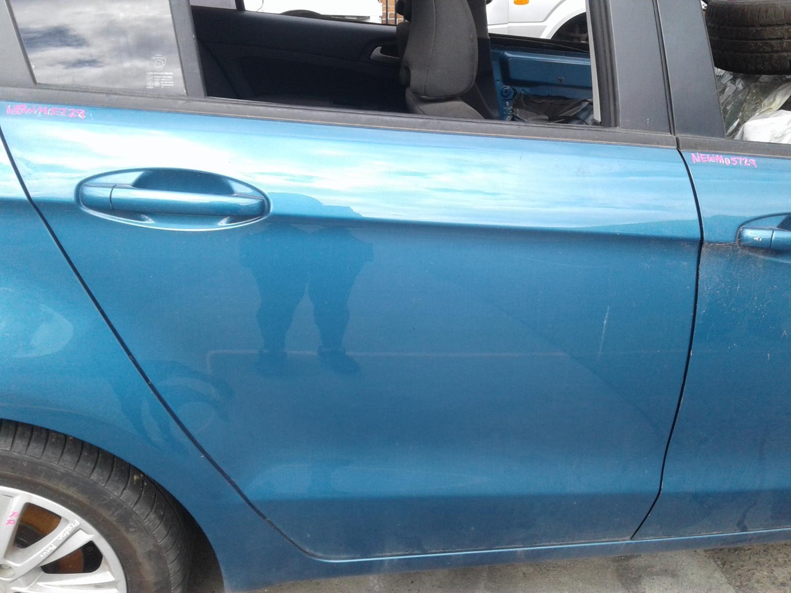 2013 Proton Preve RIGHT REAR DOOR SHELL CR BLUE 01/2013-01/2016 622809 image 2