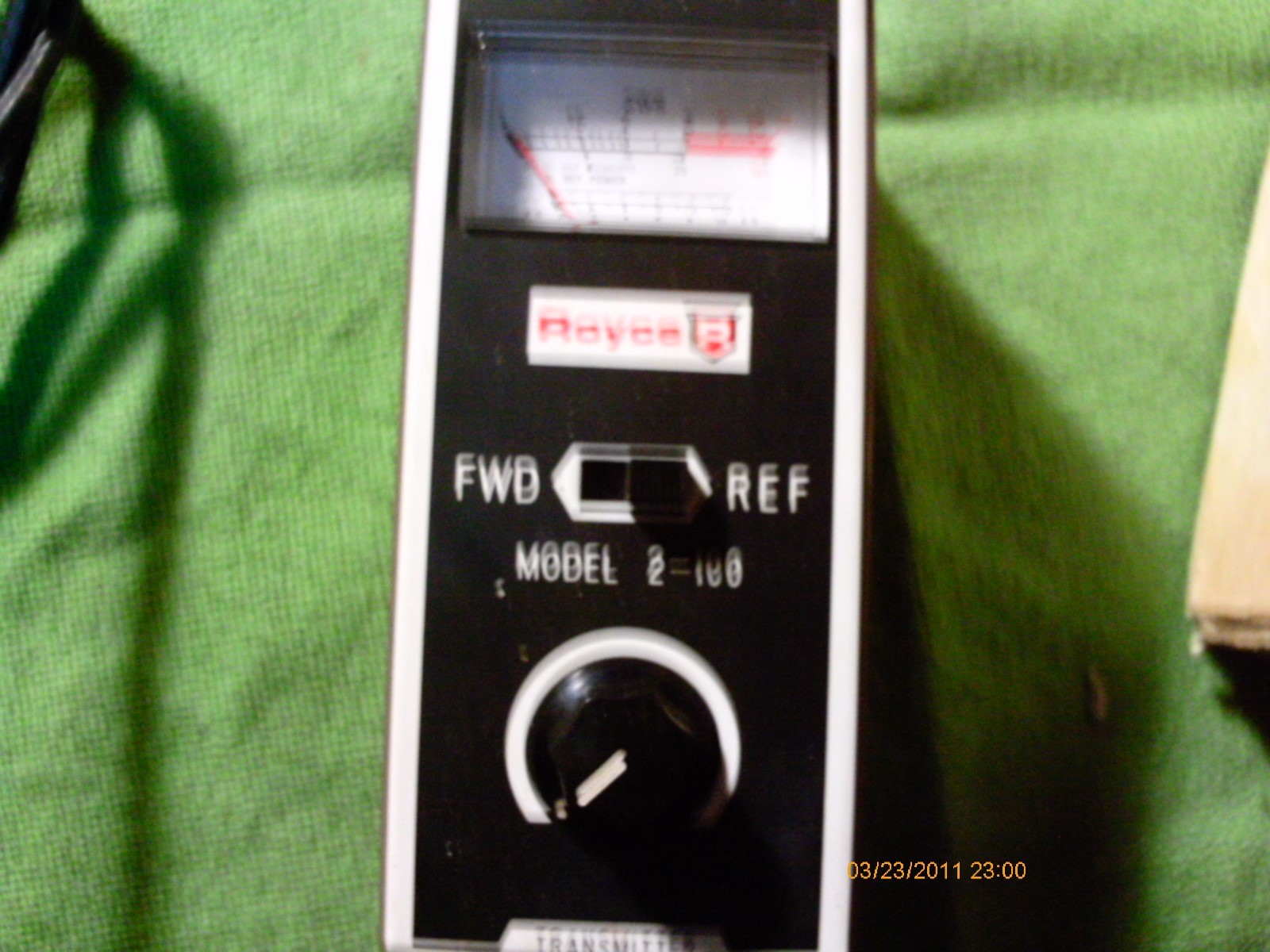Royce Model 2-100 Field Strength & SWR Meter Indicator  Original Box