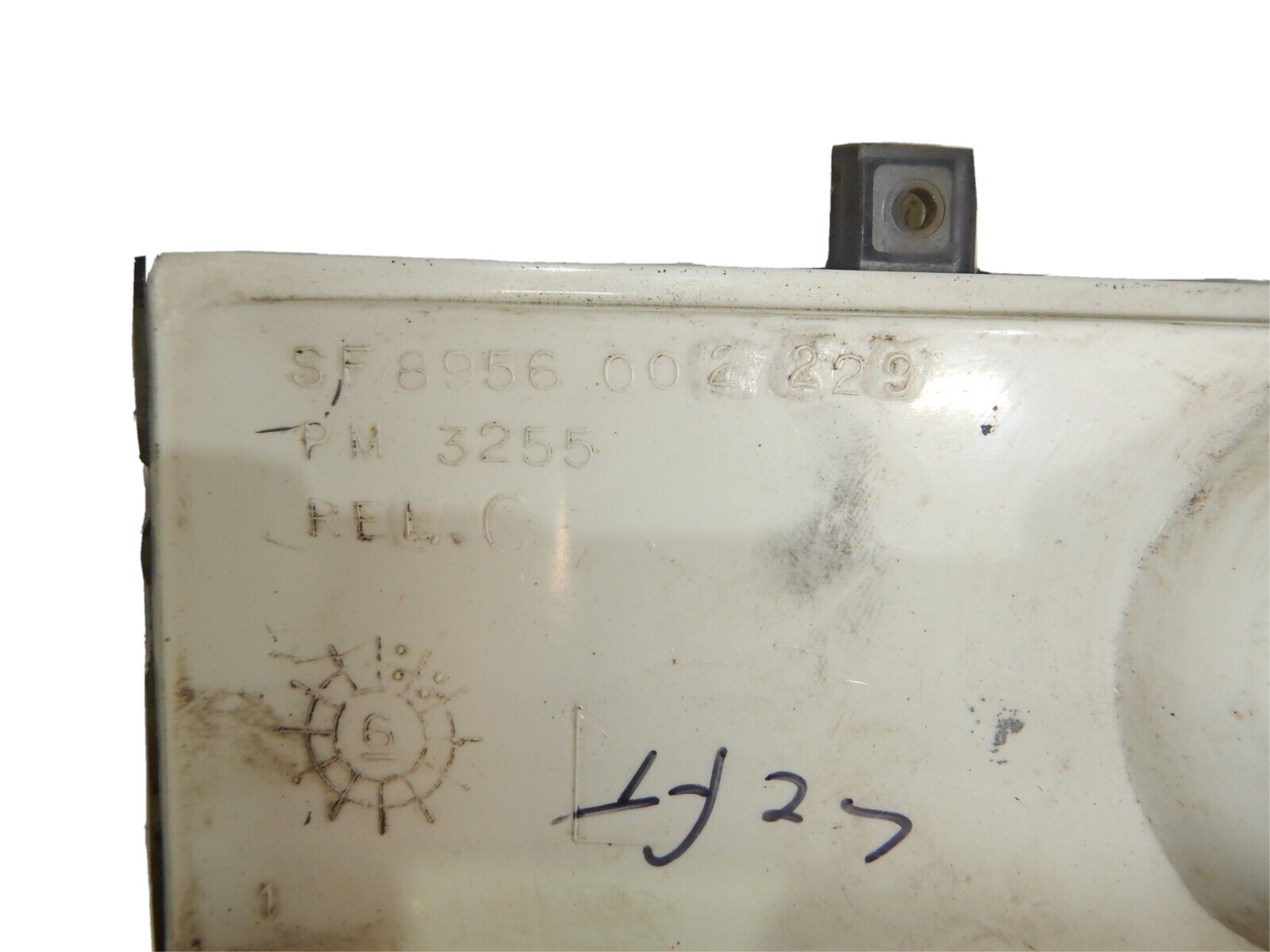 Jeep Wagoneer SJ Cherokee XJ 84-91 OEM Driver Front Grille Marker Light 5600229
