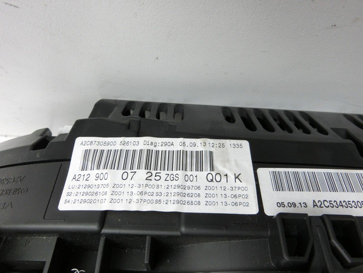 Mercedes E250 W212 13-16 2,0 155KW Kombiinstrument Tacho Mercedes E250 W212 13-16 17.09.2013 A2129000725... Bild 5