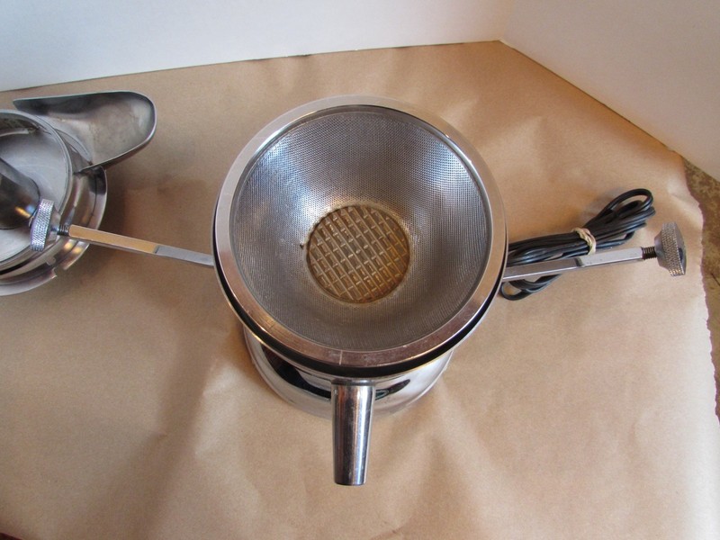 Vintage R.Y.P. Healthmaster Juicer Juice Extractor Art Deco Nice Heavy