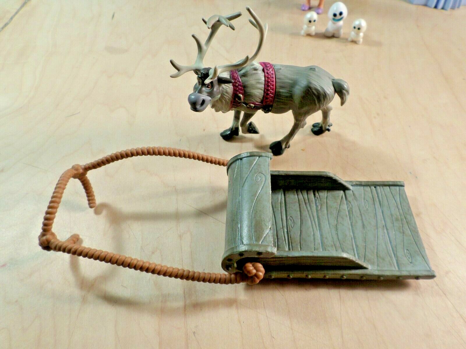 Disney Frozen Castle~Furniture~Dolls~Figurines~Sled~Lights~