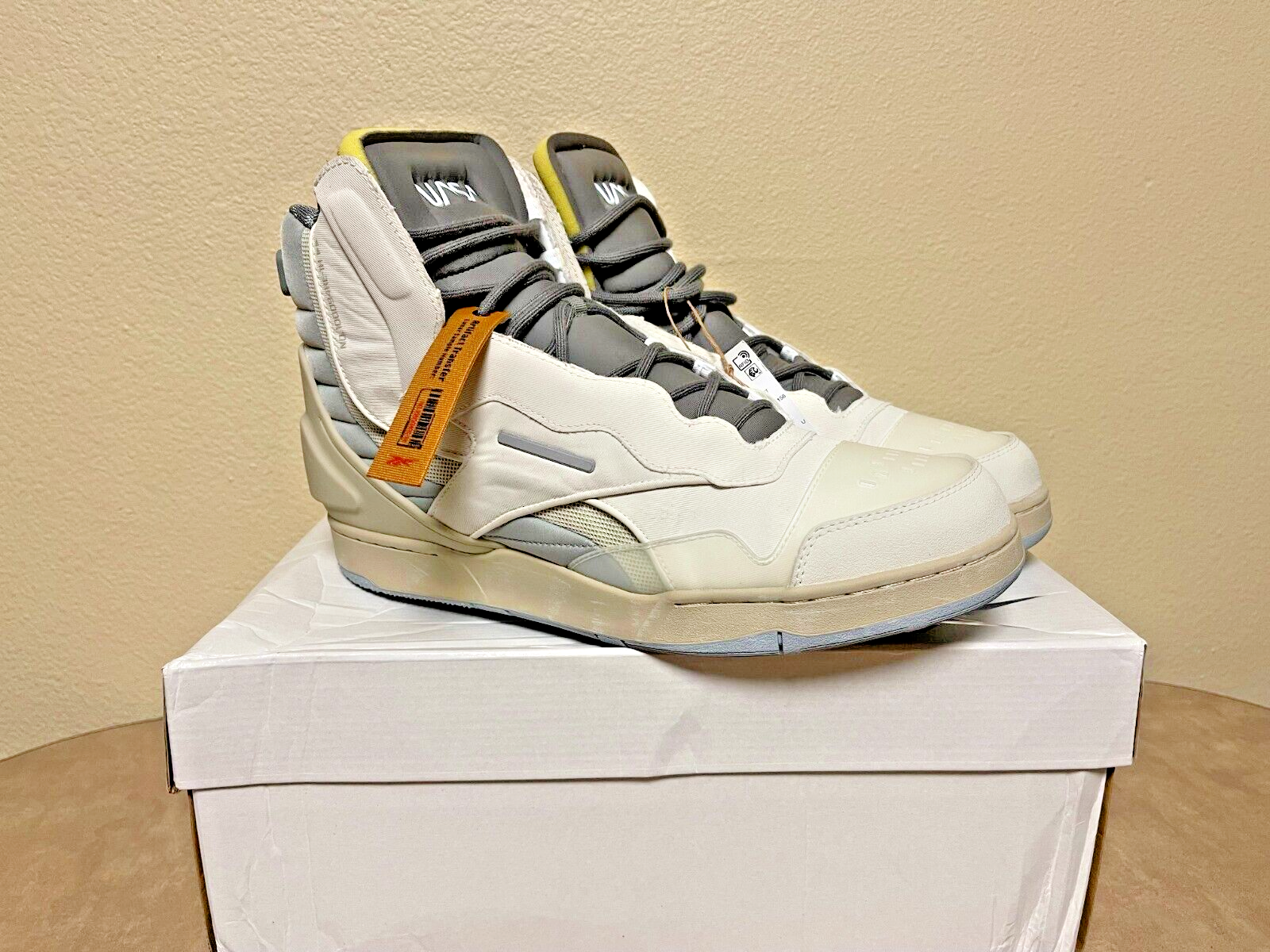 Reebok × NASA ☆ Club C 85 Zip ‘Artifact Transfer Program Size 5 - Reebok NASA x Club C 85 Zip Artifact Transfer