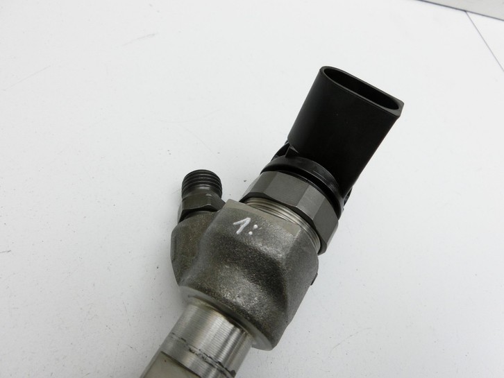 BMW G21 320dx 3er 19-22 2,0d 140KW Injektor Einspritzdüse Rail BMW G21 320dx 3er 19-22 17.09.2020 13538579236... Vorschau 3