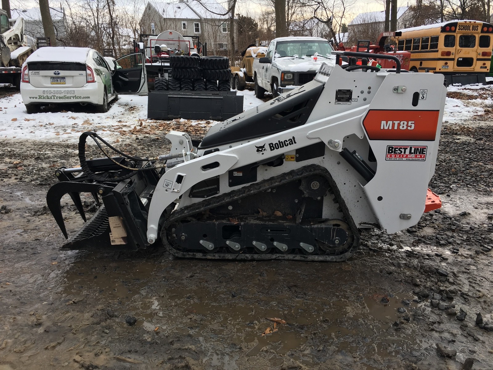 2018 Bobcat MT85 Mini Skid Steer (#698)