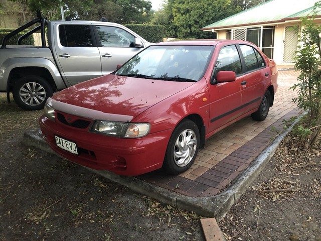 Nissan pulsar 1999