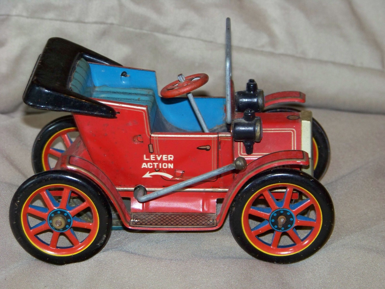 Vintage Trade Mark Modern Toys - Lever Action - Patent No Vintage Trade Mark Modern Toys - Lever Action - Patent No
