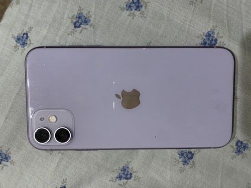 Apple iPhone 11 64GB/128GB/256GB - ALL COLOURS - UNLOCKED Apple iPhone 11 64GB/128GB/256GB - ALL COLOURS - UNLOCKED