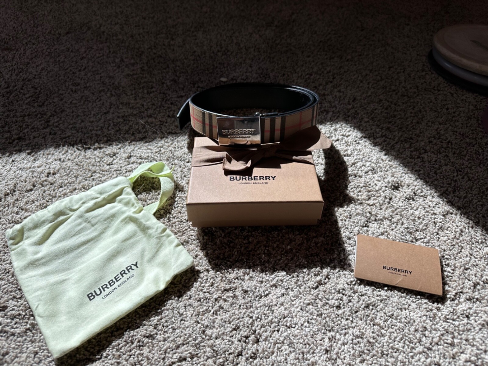 バーバリー　BURBERRY ベルト　未使用品　箱付き Reversible Burberry Belt used with original tags and box | eBay
