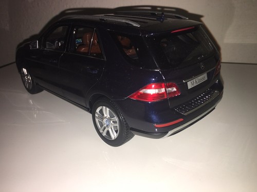 1:18 Minichamps Mercedes M-Klasse 