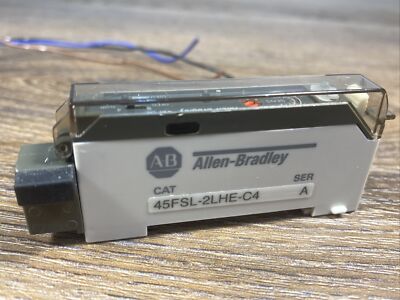 NEW ALLEN BRADLEY 45FSL-2LHE-C4 45FSL2LHEC4 Ser A PHOTOELECTRIC FIBER OPTIC 